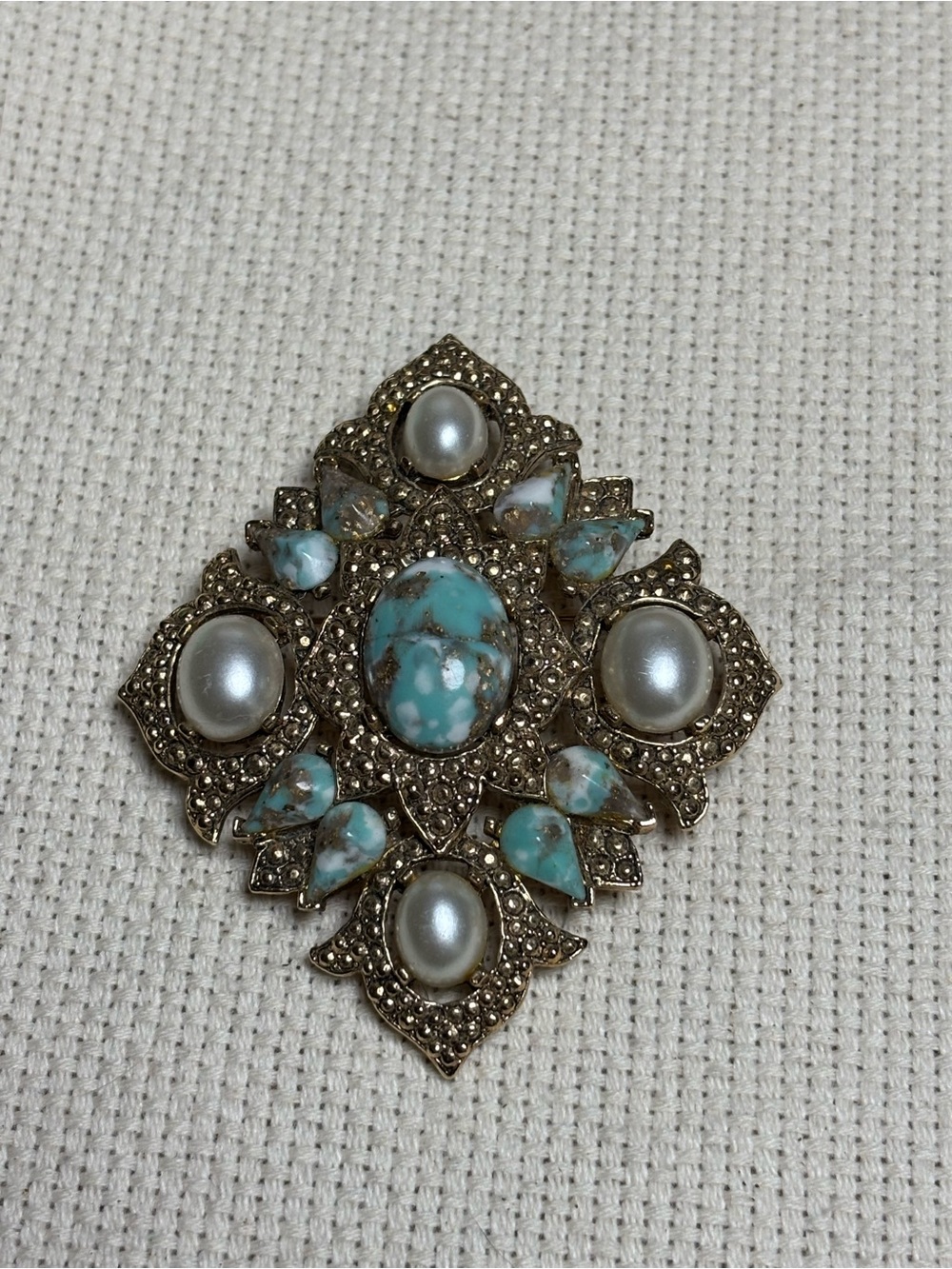 Sarah Coventry Turquoise and Pearl-Style Ornate Brooch